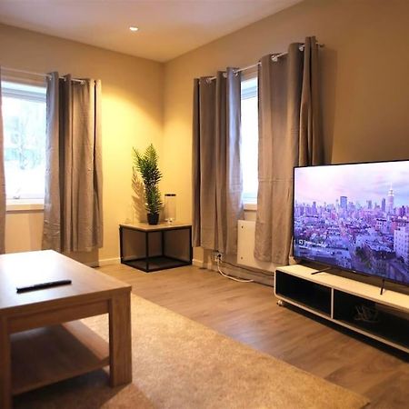 Sentral Leilighet Med 3 Soverom Harstad Ngoại thất bức ảnh