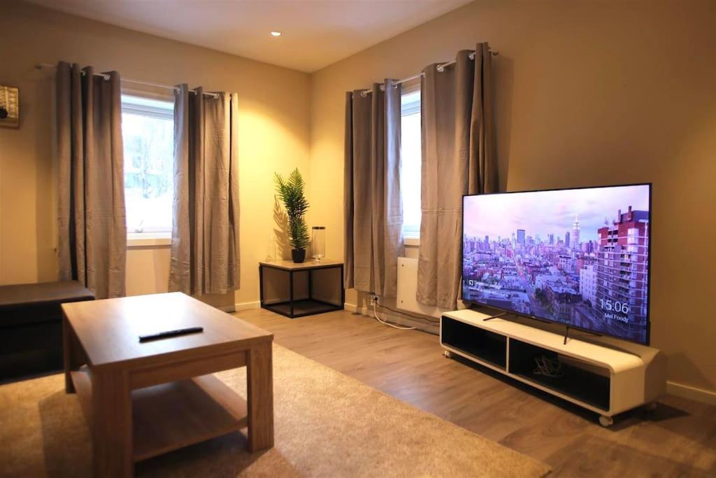 Sentral Leilighet Med 3 Soverom Harstad Ngoại thất bức ảnh